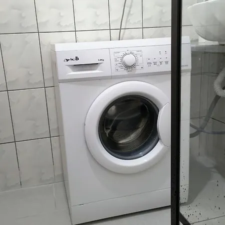 Polyxeni & Appartement Qeparo