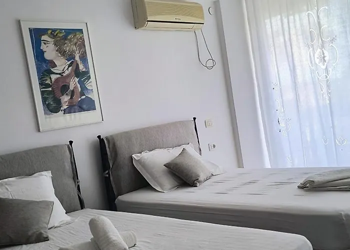 Polyxeni & Appartamento Qeparo